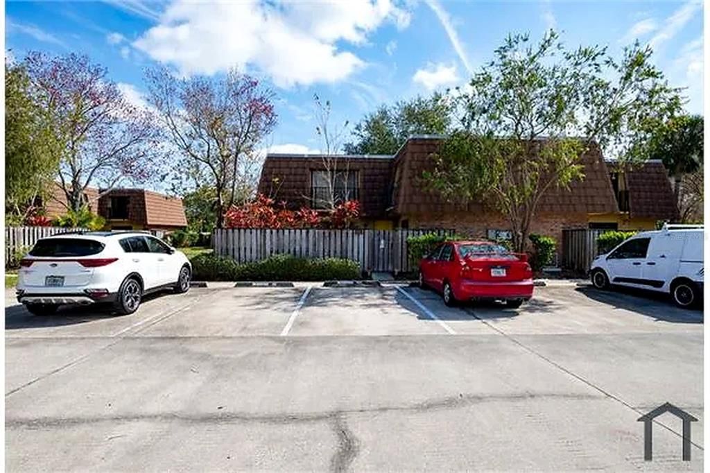 For Rent: $1,850 (2 beds, 2 baths, 1285 Square Feet)