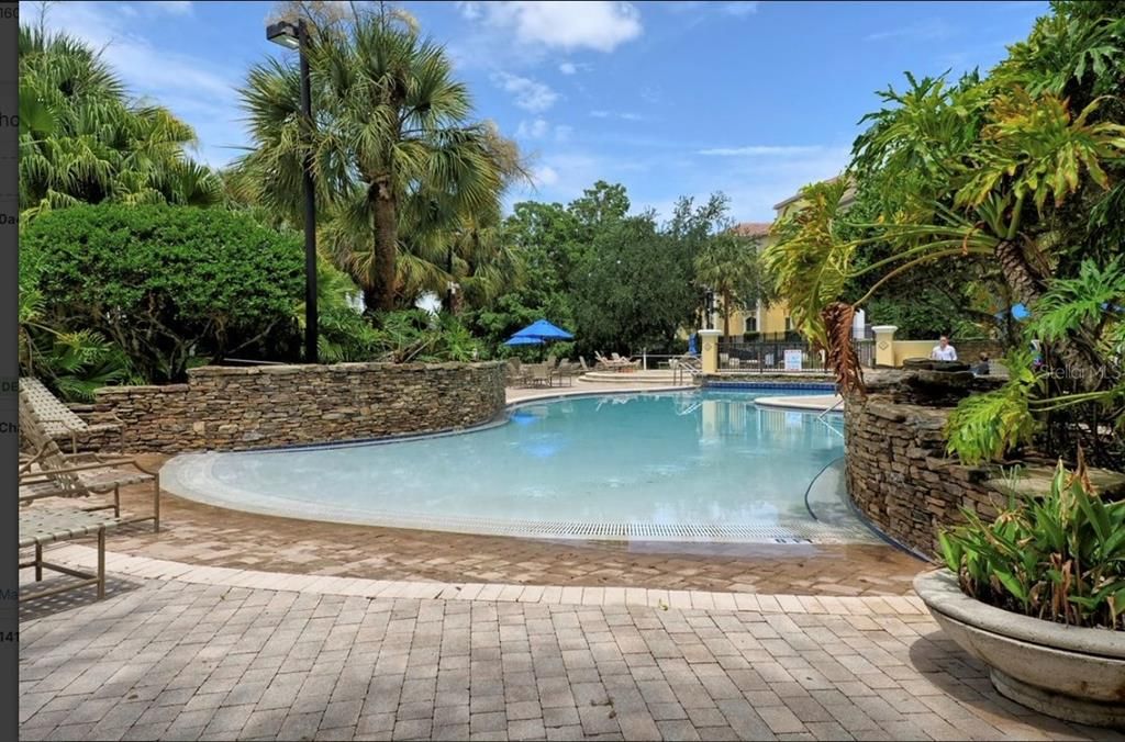 For Rent: $1,650 (2 beds, 2 baths, 1048 Square Feet)