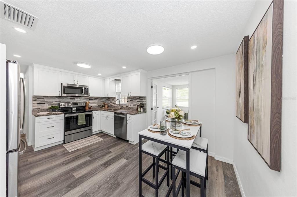 For Sale: $259,000 (3 beds, 1 baths, 1024 Square Feet)