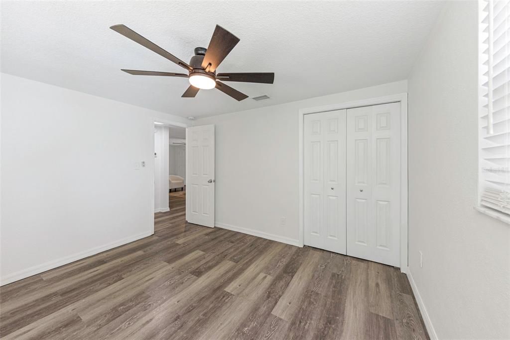 For Sale: $259,000 (3 beds, 1 baths, 1024 Square Feet)