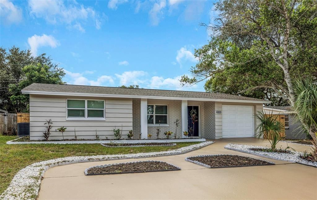 For Sale: $259,000 (3 beds, 1 baths, 1024 Square Feet)