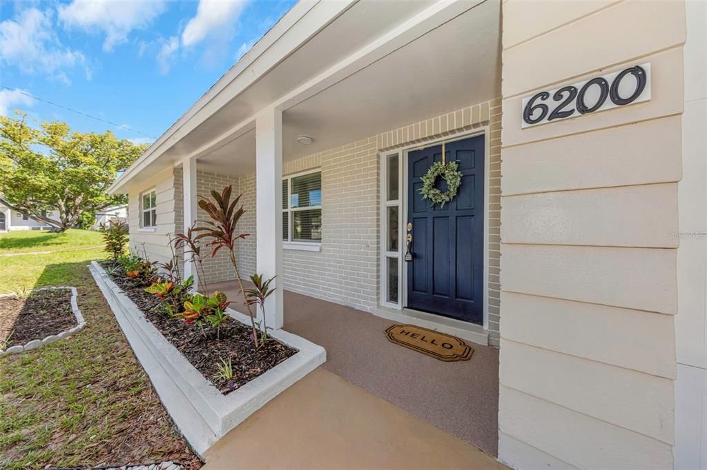 For Sale: $259,000 (3 beds, 1 baths, 1024 Square Feet)