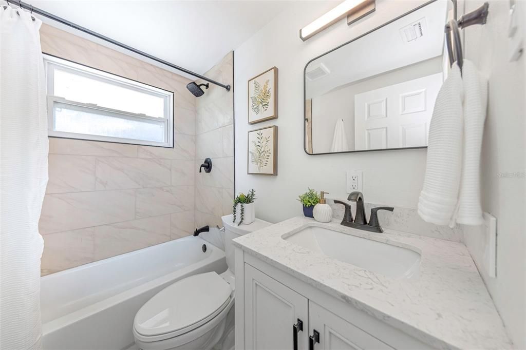 For Sale: $259,000 (3 beds, 1 baths, 1024 Square Feet)