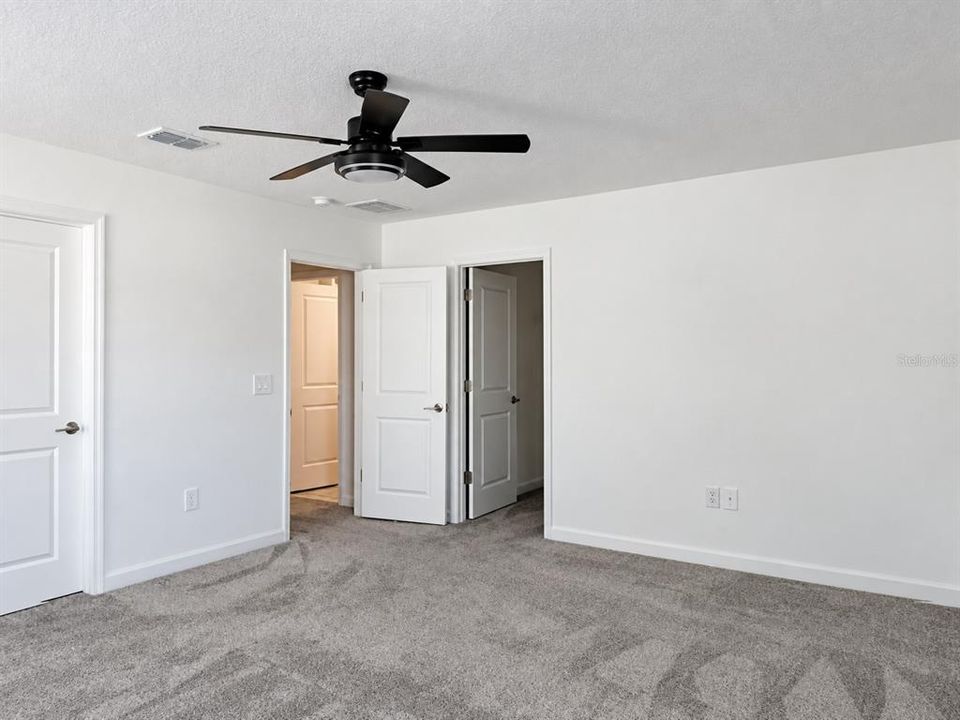 For Rent: $3,100 (3 beds, 2 baths, 2056 Square Feet)