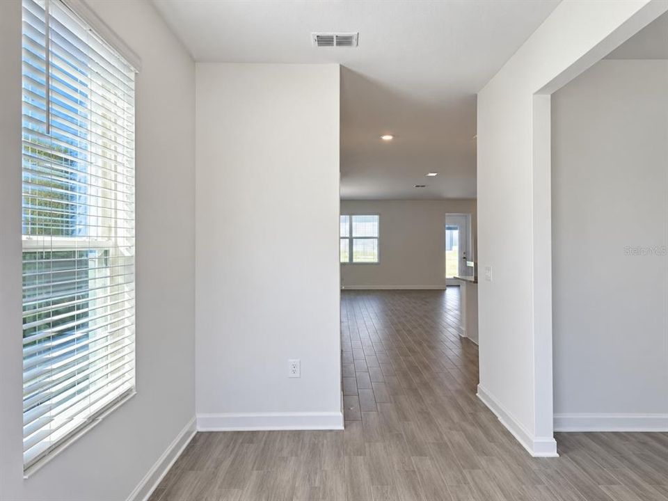 For Rent: $3,100 (3 beds, 2 baths, 2056 Square Feet)