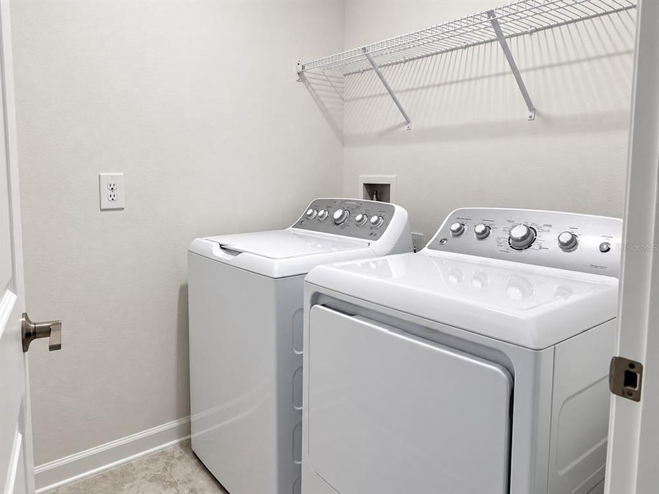For Rent: $3,100 (3 beds, 2 baths, 2056 Square Feet)