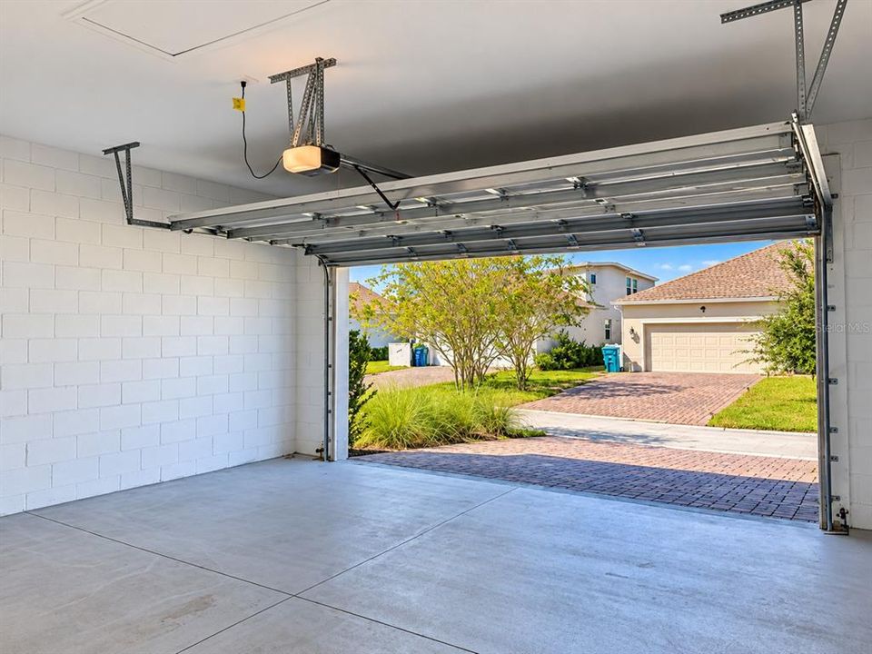 For Rent: $3,100 (3 beds, 2 baths, 2056 Square Feet)