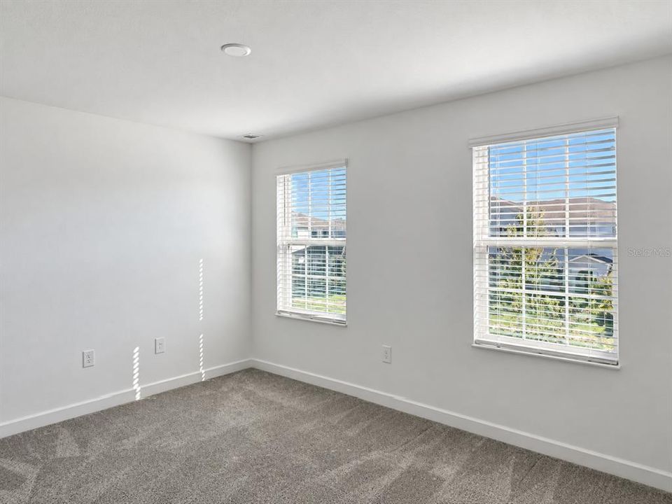 For Rent: $3,100 (3 beds, 2 baths, 2056 Square Feet)