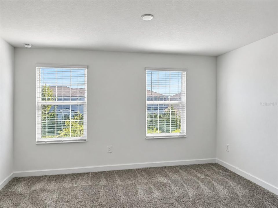 For Rent: $3,100 (3 beds, 2 baths, 2056 Square Feet)