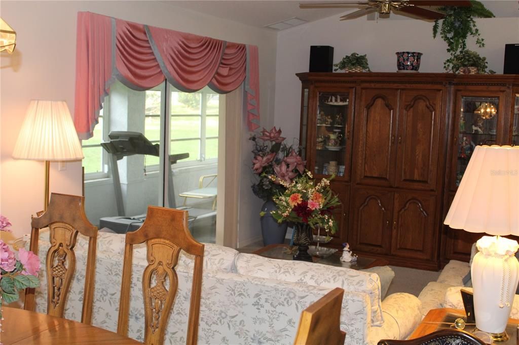 En Venta: $269,900 (3 camas, 2 baños, 1607 Pies cuadrados)