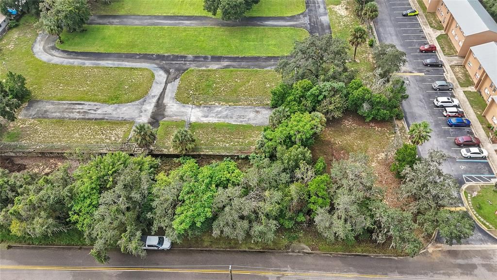 На продажу: $95,000 (0.16 acres)
