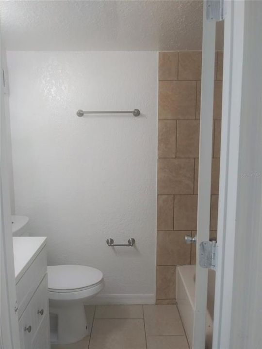 For Rent: $1,100 (1 beds, 1 baths, 525 Square Feet)