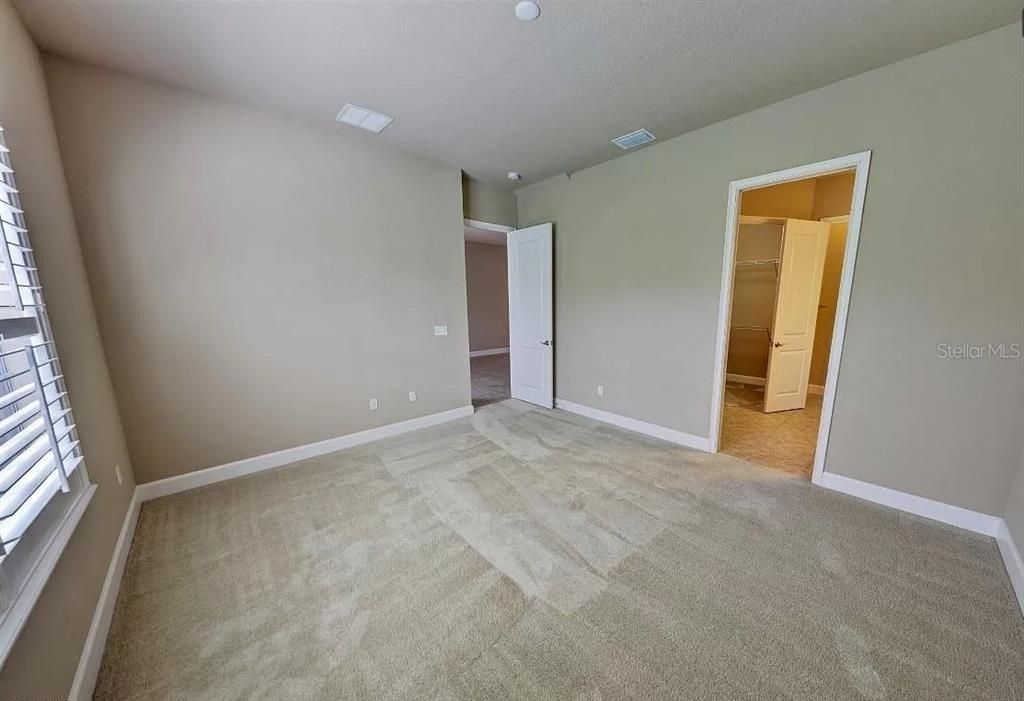 En Renta: $2,600 (3 camas, 3 baños, 2056 Pies cuadrados)