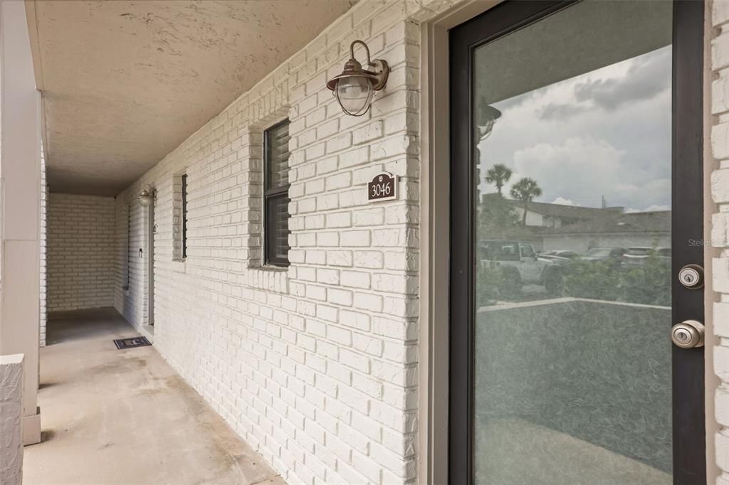 En Venta: $285,000 (2 camas, 2 baños, 890 Pies cuadrados)