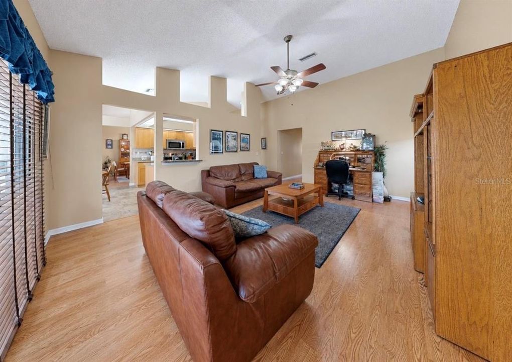 For Sale: $465,000 (4 beds, 2 baths, 2199 Square Feet)