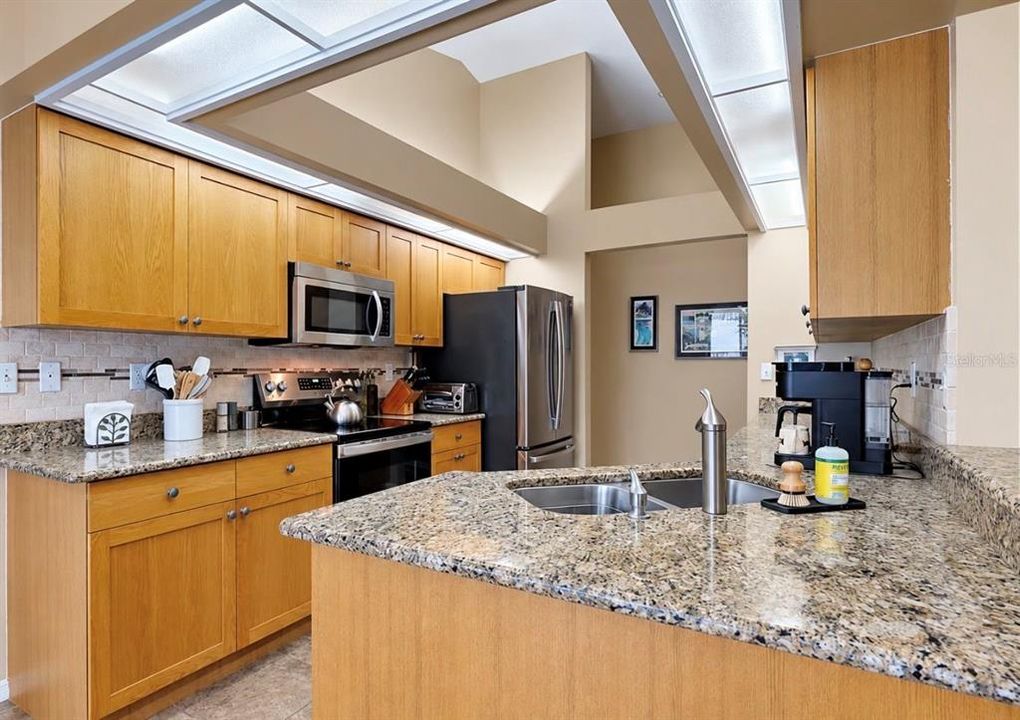 For Sale: $465,000 (4 beds, 2 baths, 2199 Square Feet)