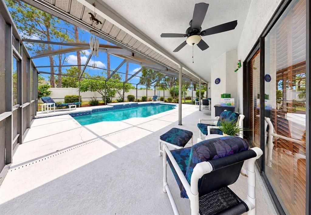 For Sale: $465,000 (4 beds, 2 baths, 2199 Square Feet)