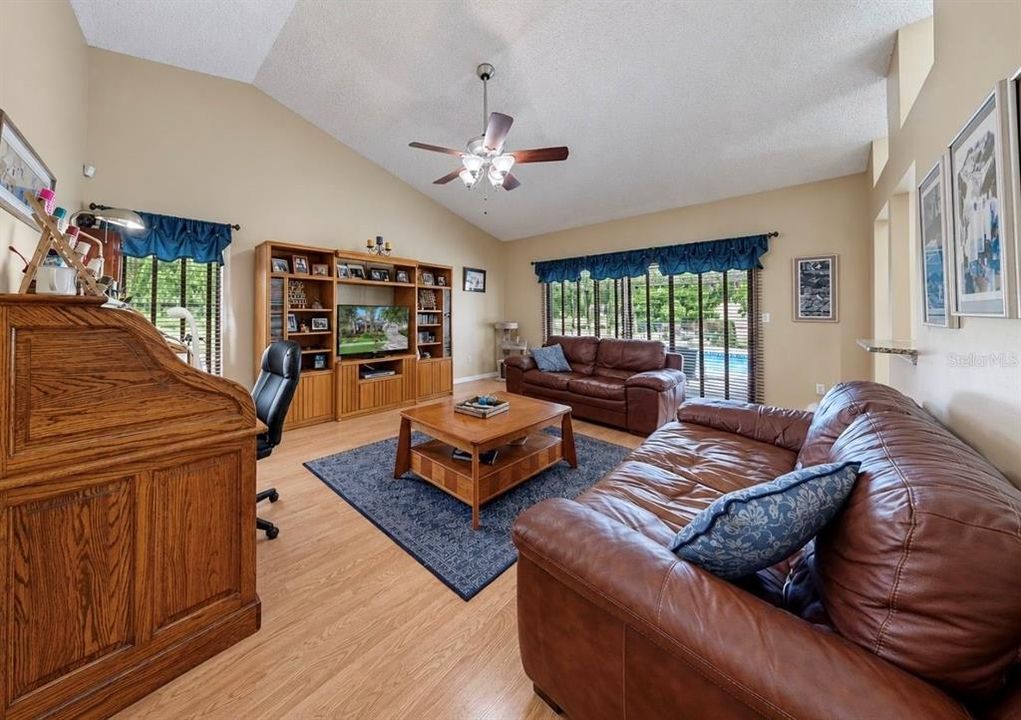 For Sale: $465,000 (4 beds, 2 baths, 2199 Square Feet)