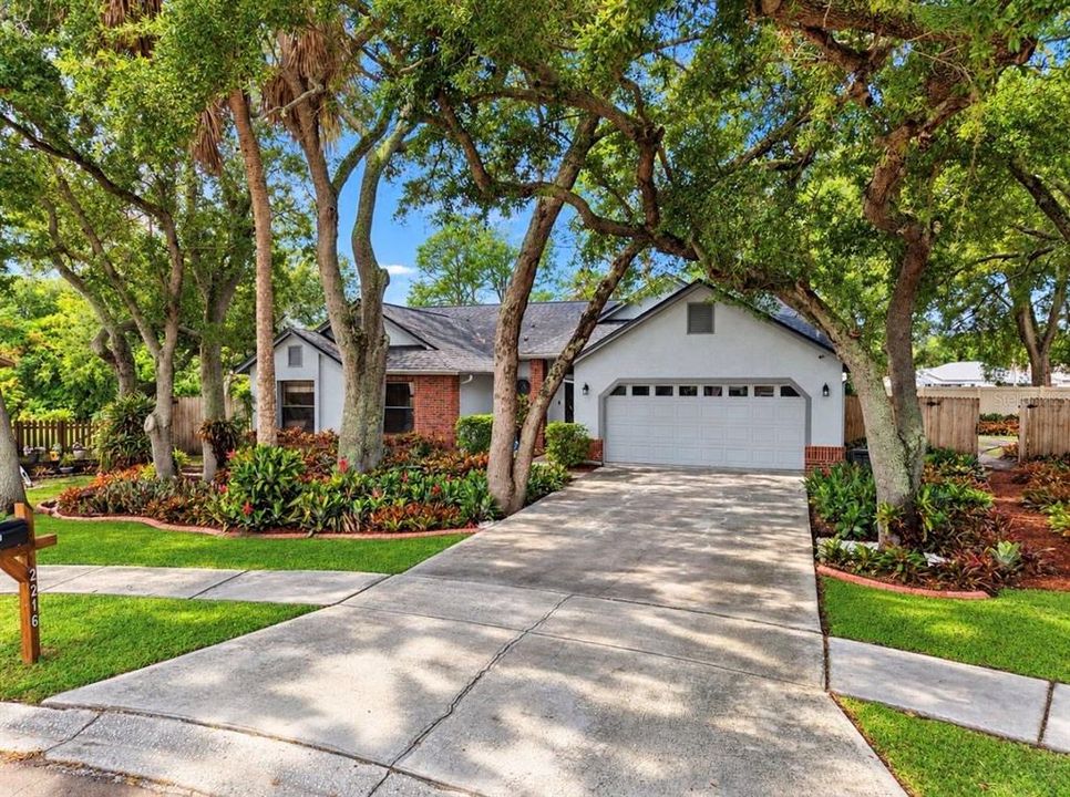 For Sale: $465,000 (4 beds, 2 baths, 2199 Square Feet)
