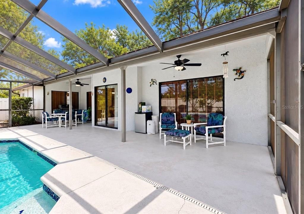 For Sale: $465,000 (4 beds, 2 baths, 2199 Square Feet)