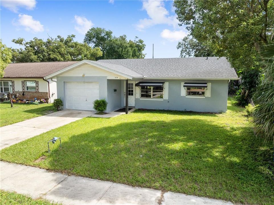 For Sale: $278,000 (2 beds, 2 baths, 1033 Square Feet)