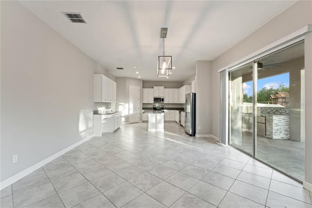 En Venta: $675,000 (5 camas, 3 baños, 2964 Pies cuadrados)