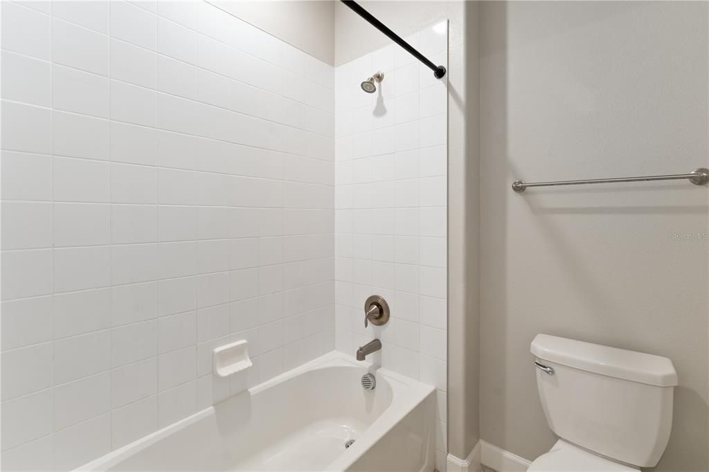 En Venta: $675,000 (5 camas, 3 baños, 2964 Pies cuadrados)