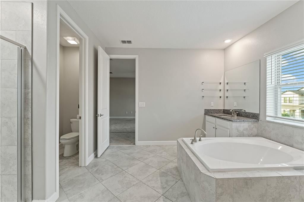 En Venta: $675,000 (5 camas, 3 baños, 2964 Pies cuadrados)