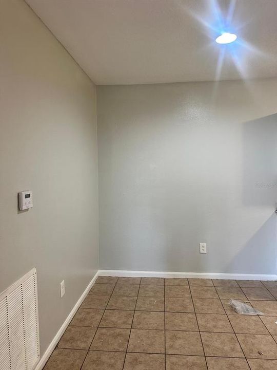 В аренду: $1,800 (3 спален, 2 ванн, 1199 Квадратных фут)