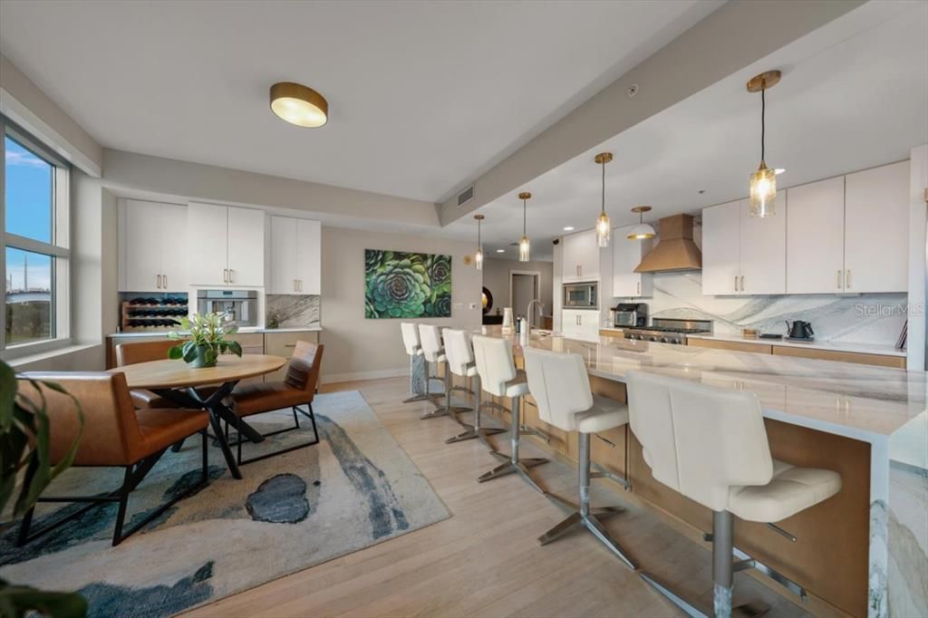 For Sale: $795,000 (2 beds, 2 baths, 1634 Square Feet)