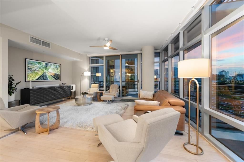 For Sale: $795,000 (2 beds, 2 baths, 1634 Square Feet)