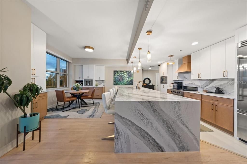 For Sale: $795,000 (2 beds, 2 baths, 1634 Square Feet)