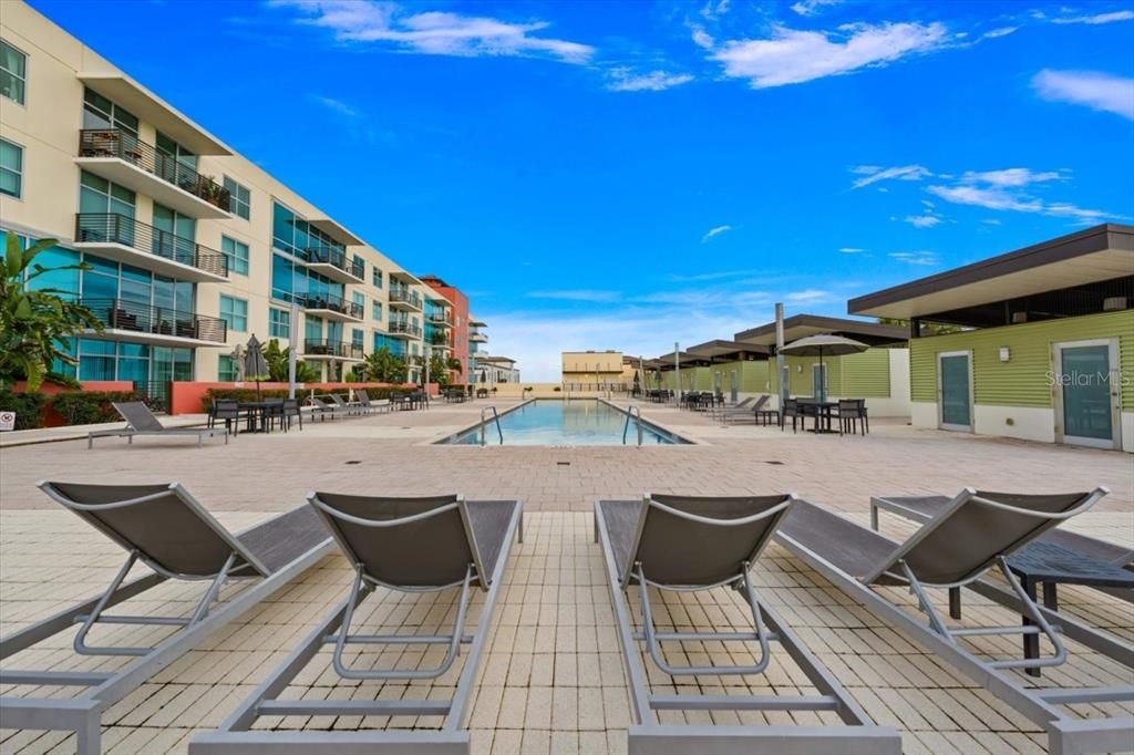 For Sale: $795,000 (2 beds, 2 baths, 1634 Square Feet)