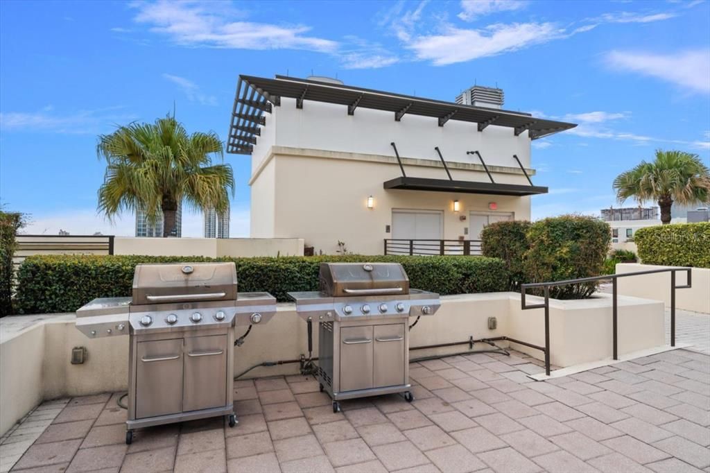 For Sale: $795,000 (2 beds, 2 baths, 1634 Square Feet)