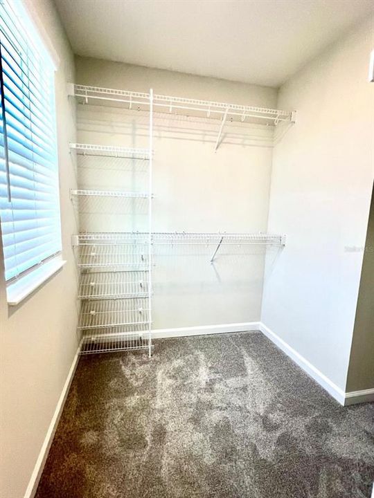 En Renta: $2,450 (3 camas, 2 baños, 1556 Pies cuadrados)