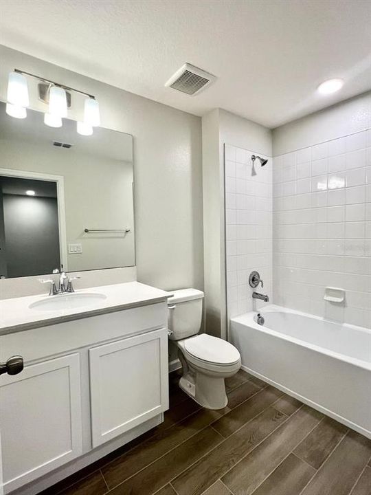 En Renta: $2,450 (3 camas, 2 baños, 1556 Pies cuadrados)