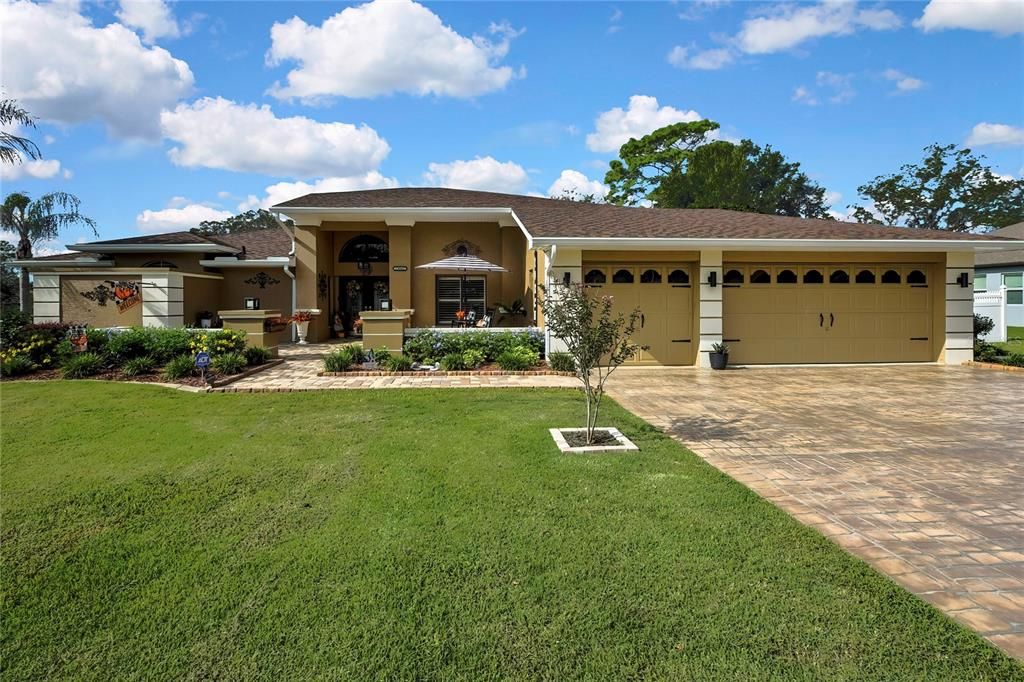 En Venta: $514,900 (3 camas, 2 baños, 2600 Pies cuadrados)