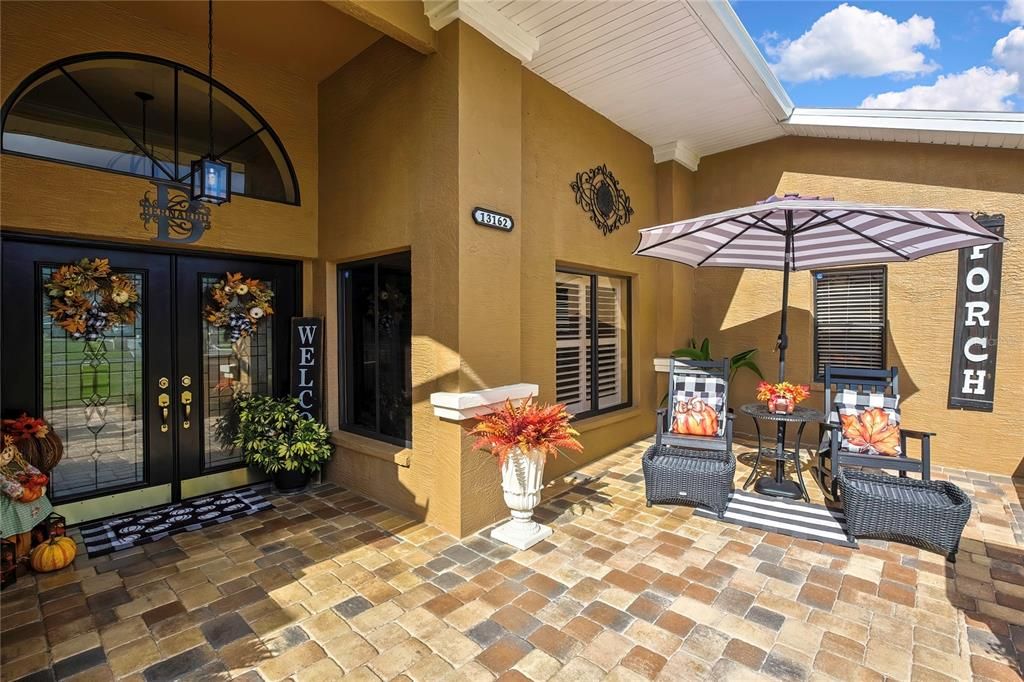 En Venta: $514,900 (3 camas, 2 baños, 2600 Pies cuadrados)