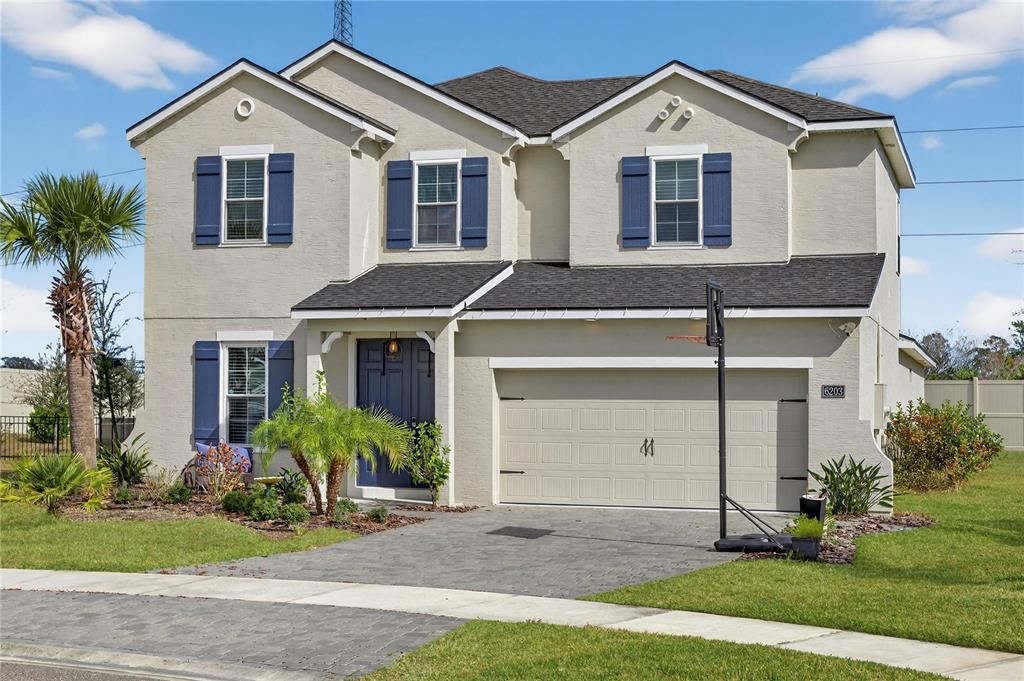 For Sale: $650,000 (4 beds, 3 baths, 3031 Square Feet)