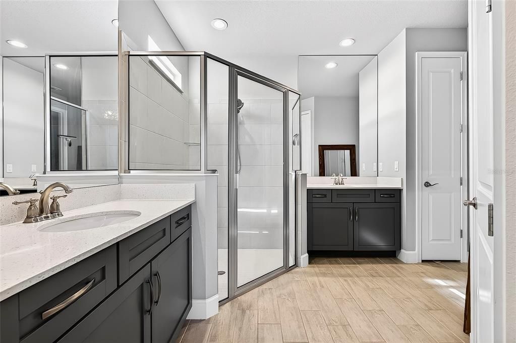 For Sale: $650,000 (4 beds, 3 baths, 3031 Square Feet)