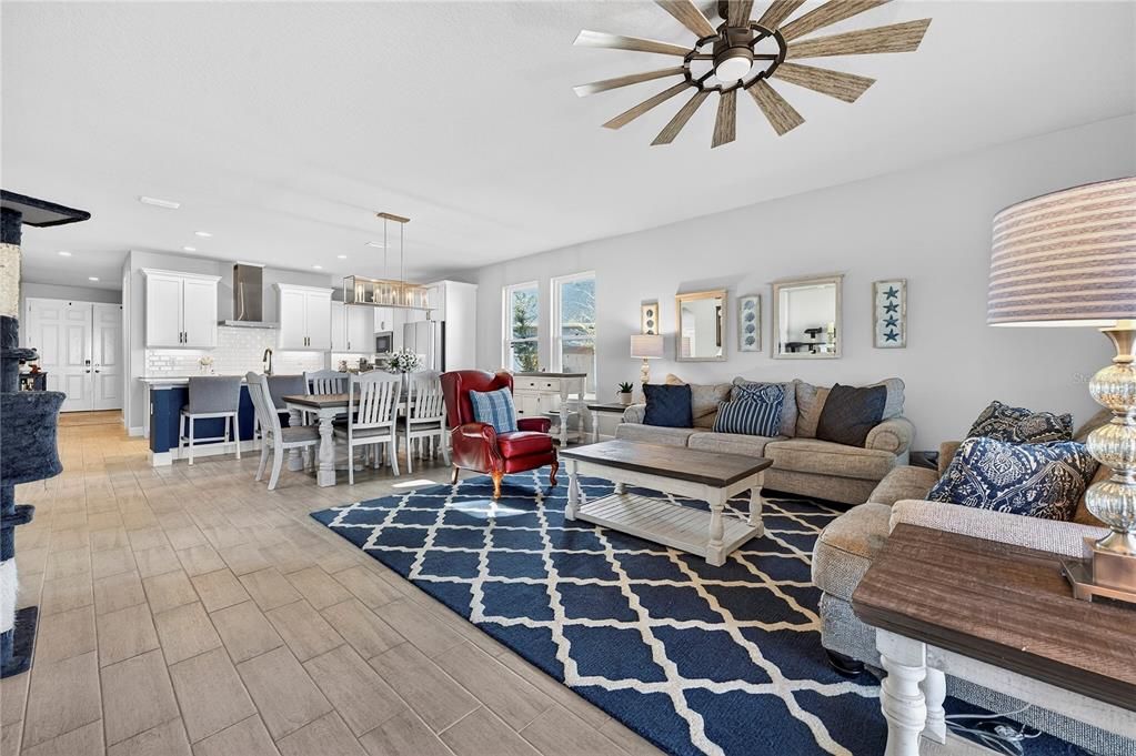 For Sale: $650,000 (4 beds, 3 baths, 3031 Square Feet)