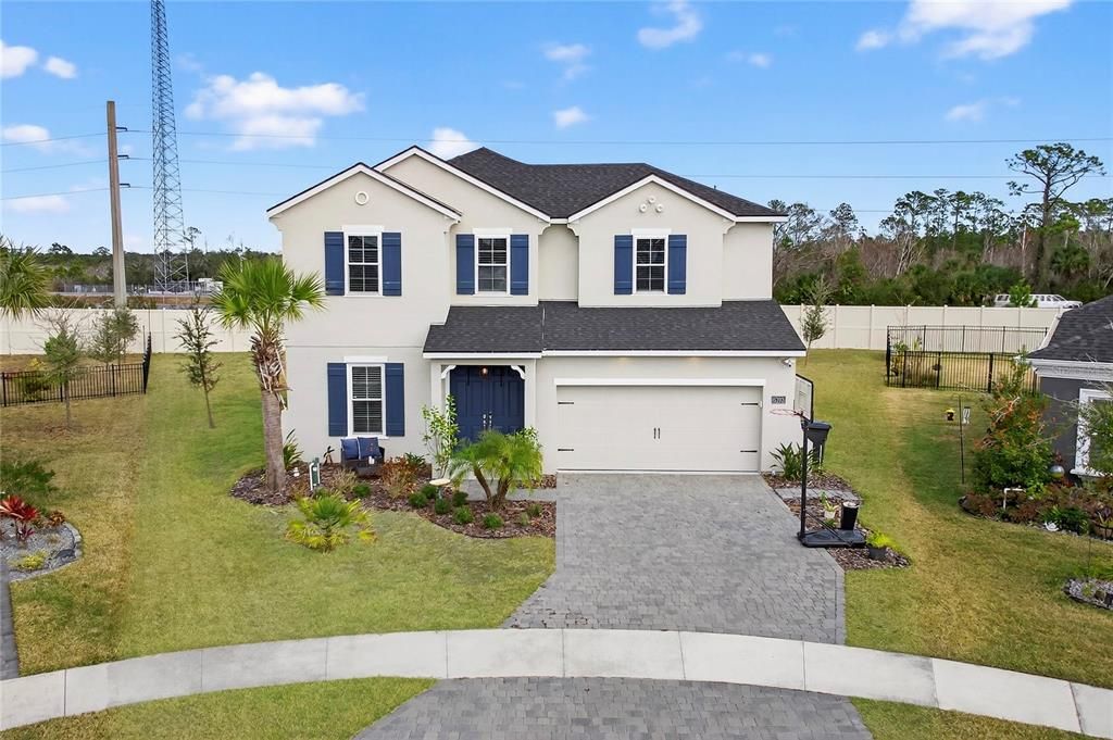 For Sale: $650,000 (4 beds, 3 baths, 3031 Square Feet)