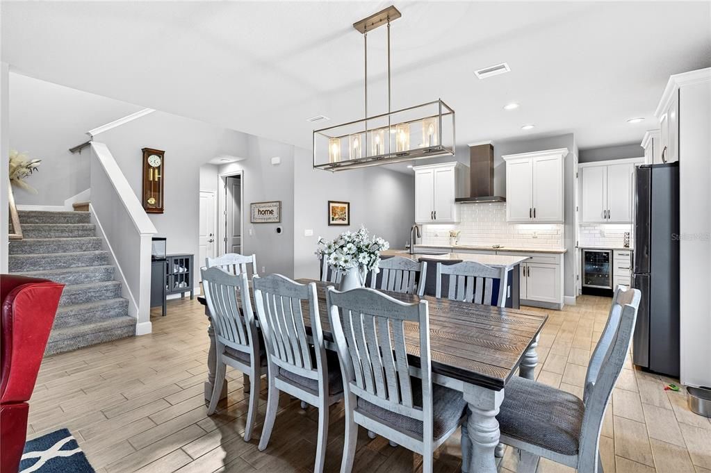 For Sale: $650,000 (4 beds, 3 baths, 3031 Square Feet)