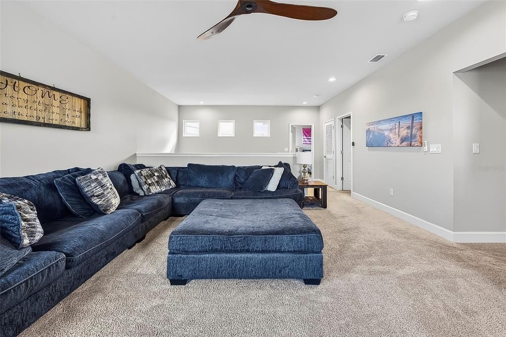 For Sale: $650,000 (4 beds, 3 baths, 3031 Square Feet)