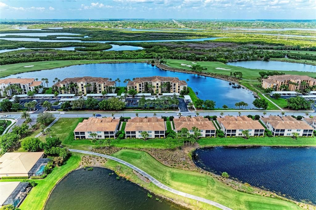 For Sale: $279,900 (2 beds, 2 baths, 1297 Square Feet)