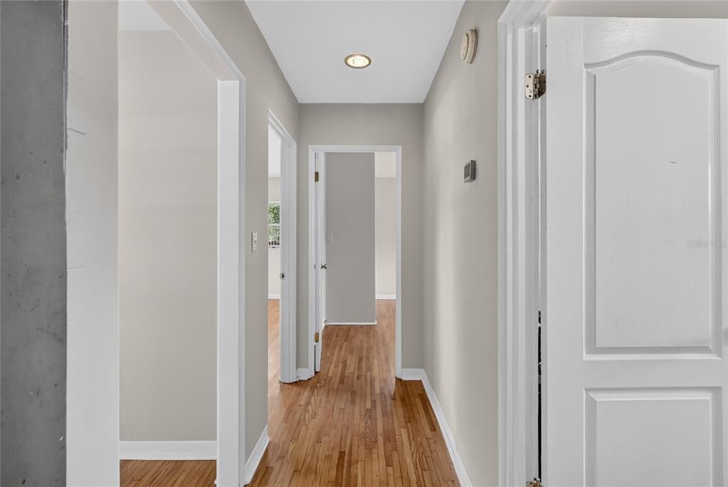 For Sale: $245,000 (3 beds, 1 baths, 1335 Square Feet)