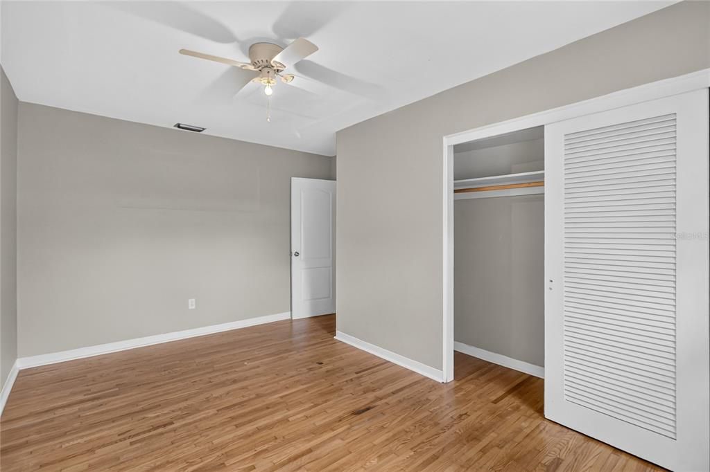 For Sale: $245,000 (3 beds, 1 baths, 1335 Square Feet)