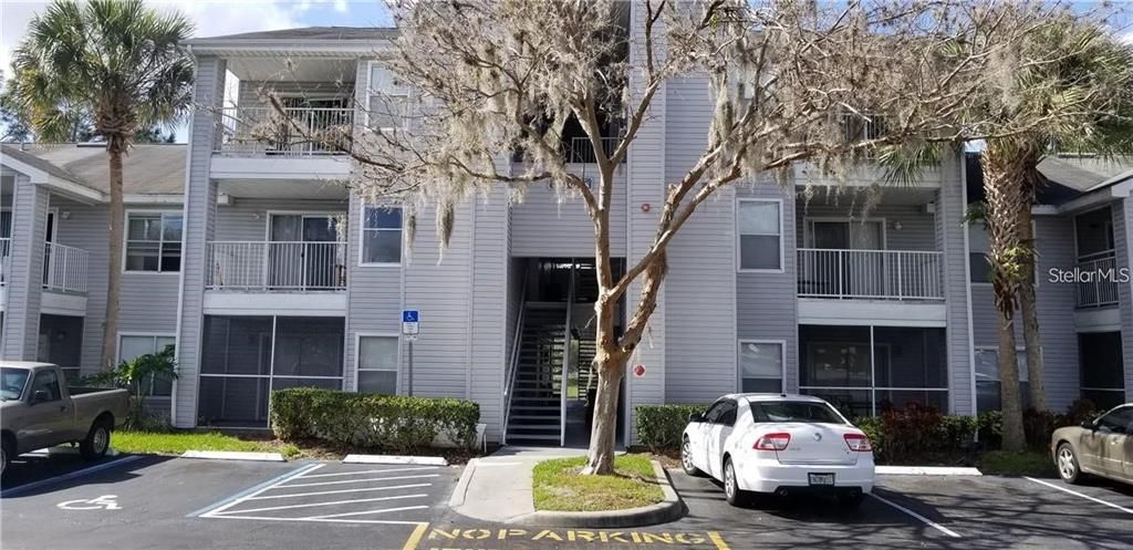 For Rent: $1,650 (3 beds, 2 baths, 1100 Square Feet)