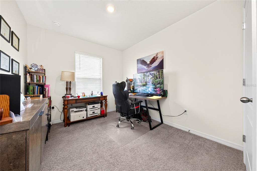 For Sale: $295,000 (3 beds, 2 baths, 1464 Square Feet)
