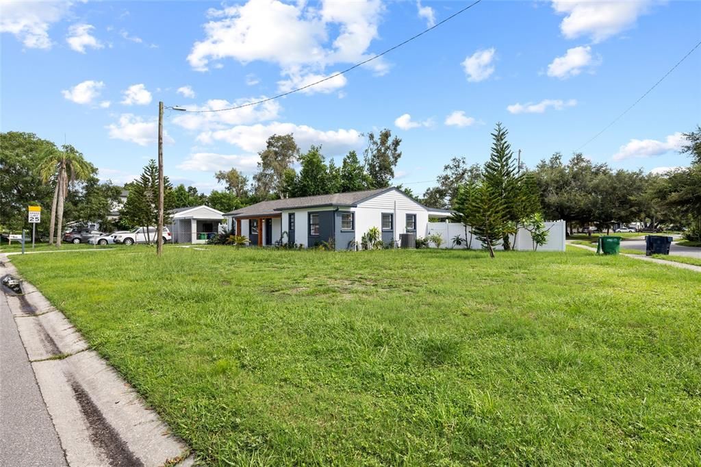: $569,900 (3 camas, 2 baños, 1776 Pies cuadrados)